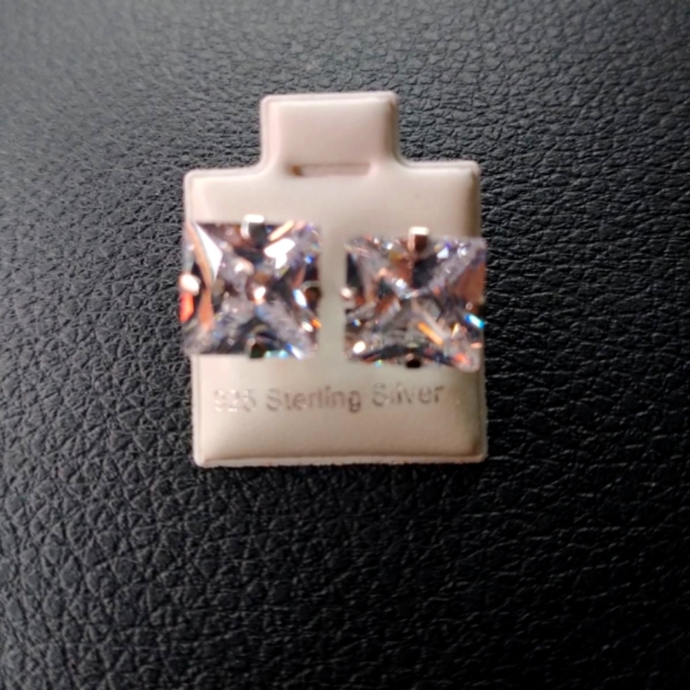 New 925 Fine Solid Stamped Sterling Silver 10mn Genuine CZ Stubs